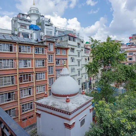 Oyo 811 Hotel New Pokhara Palace