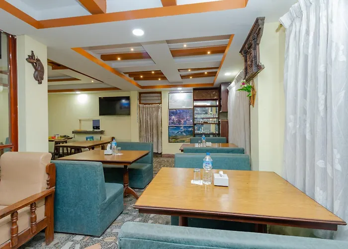 Oyo 811 New Pokhara Palace