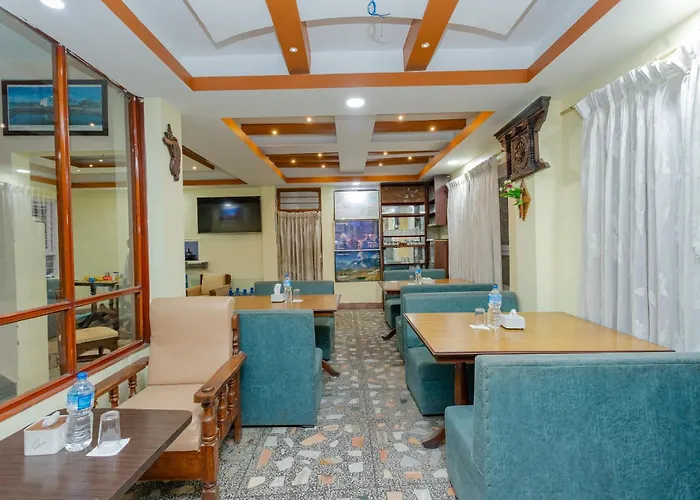 Hotel Oyo 811 New Pokhara Palace